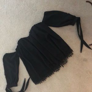 Size S, black polyester/rayon top